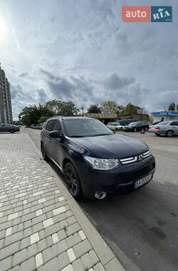 Позашляховик / Кросовер Mitsubishi Outlander 2013 в Одесі