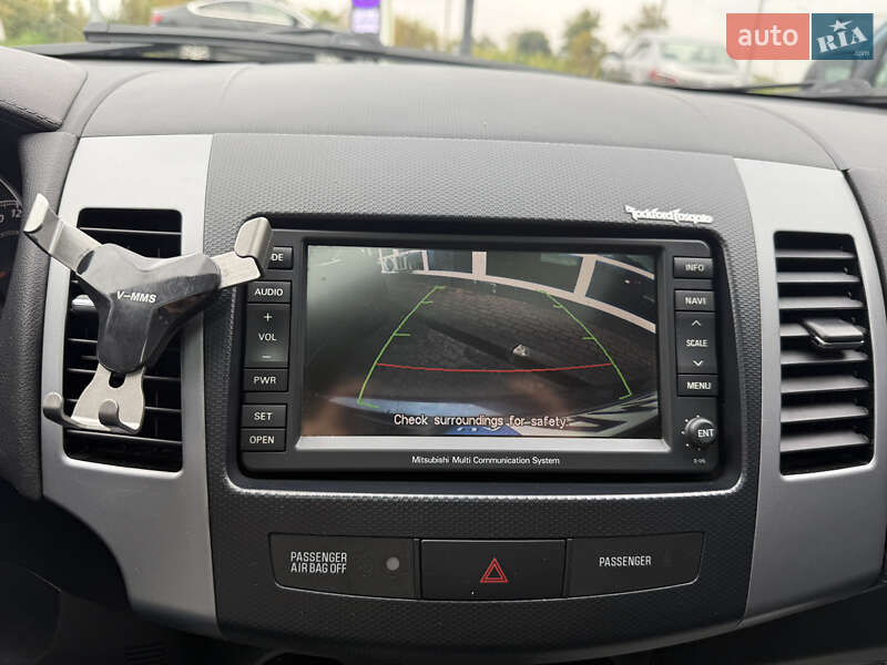 Внедорожник / Кроссовер Mitsubishi Outlander 2011 в Житомире