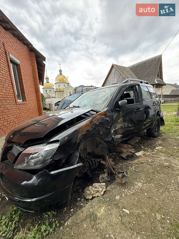 Внедорожник / Кроссовер Mitsubishi Outlander 2009 в Делятине