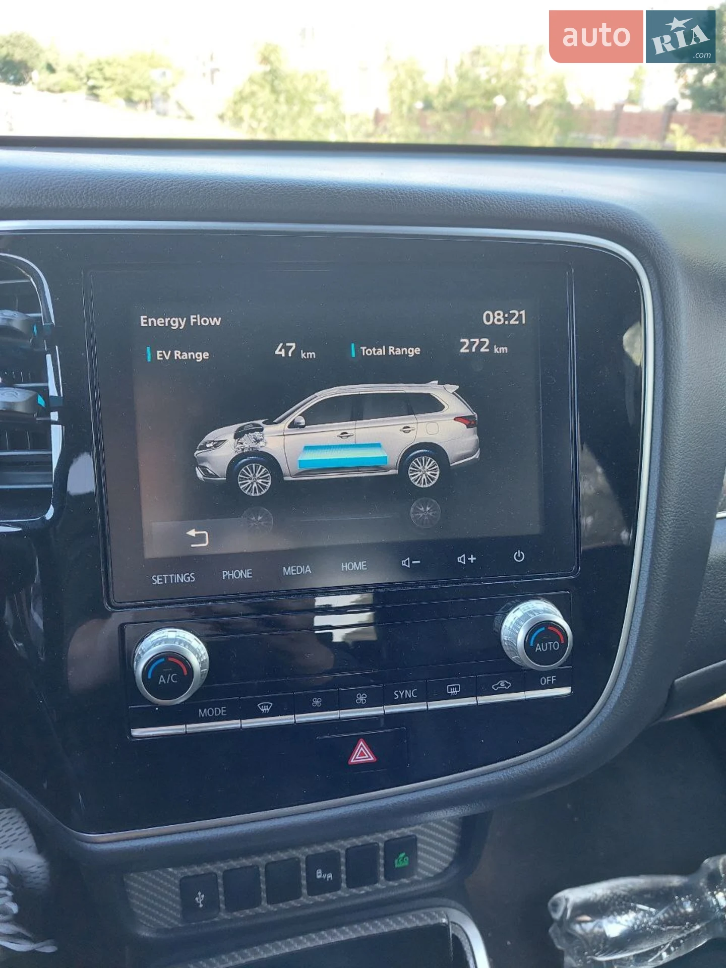 2019 Mitsubishi Outlander - мініатюра 8
