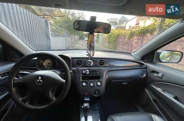 Внедорожник / Кроссовер Mitsubishi Outlander 2007 в 