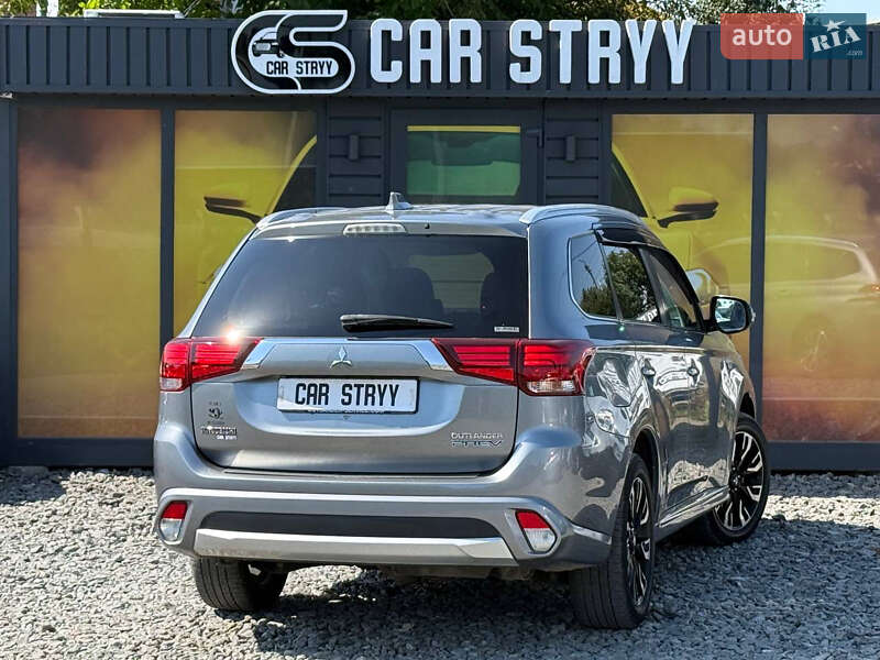 Внедорожник / Кроссовер Mitsubishi Outlander 2018 в Стрые