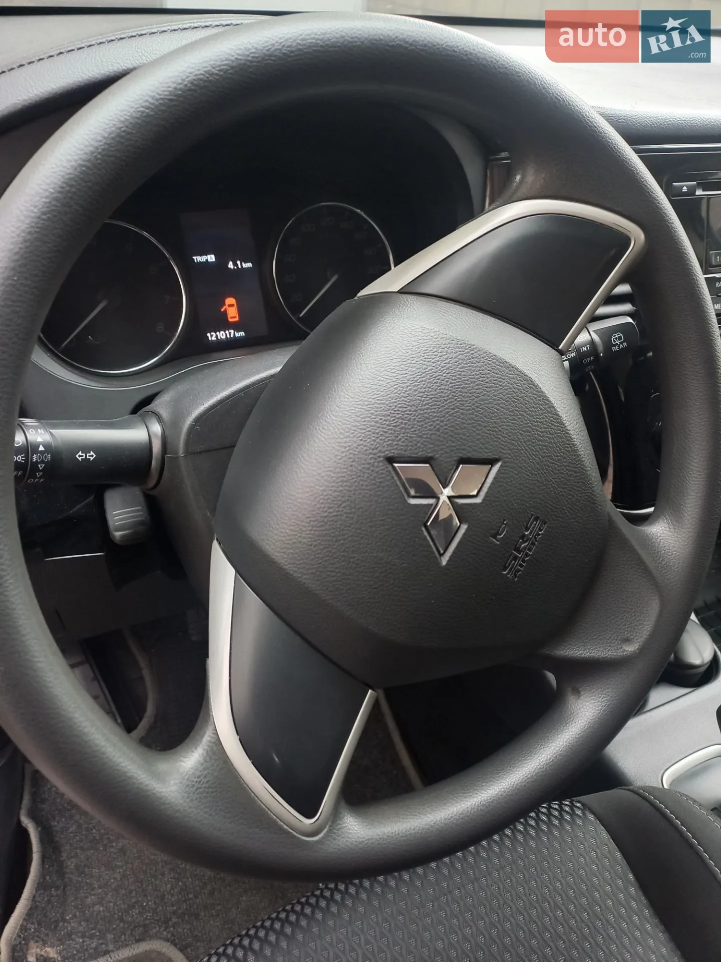 2016 Mitsubishi Outlander - мініатюра 4