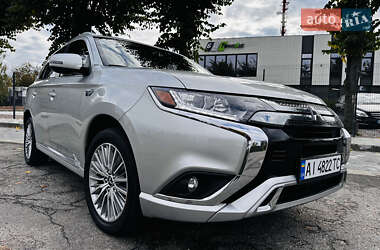 Позашляховик / Кросовер Mitsubishi Outlander 2022 в Білій Церкві