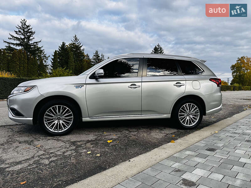 Внедорожник / Кроссовер Mitsubishi Outlander 2022 в Белой Церкви фото 14 Внедорожник / Кроссовер Mitsubishi Outlander 2022 в Белой Церкви