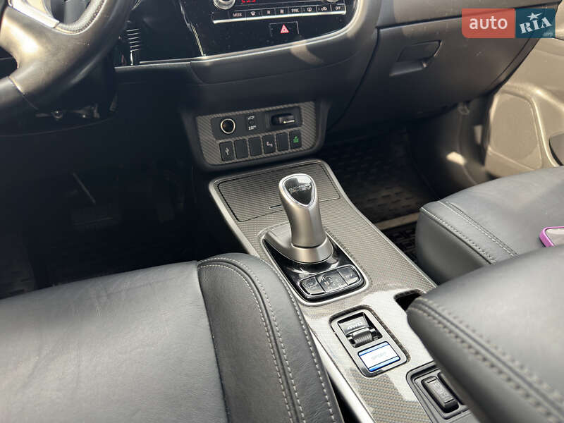 Внедорожник / Кроссовер Mitsubishi Outlander 2022 в Белой Церкви фото 56 Внедорожник / Кроссовер Mitsubishi Outlander 2022 в Белой Церкви