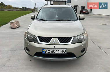 Внедорожник / Кроссовер Mitsubishi Outlander 2007 в Луцке