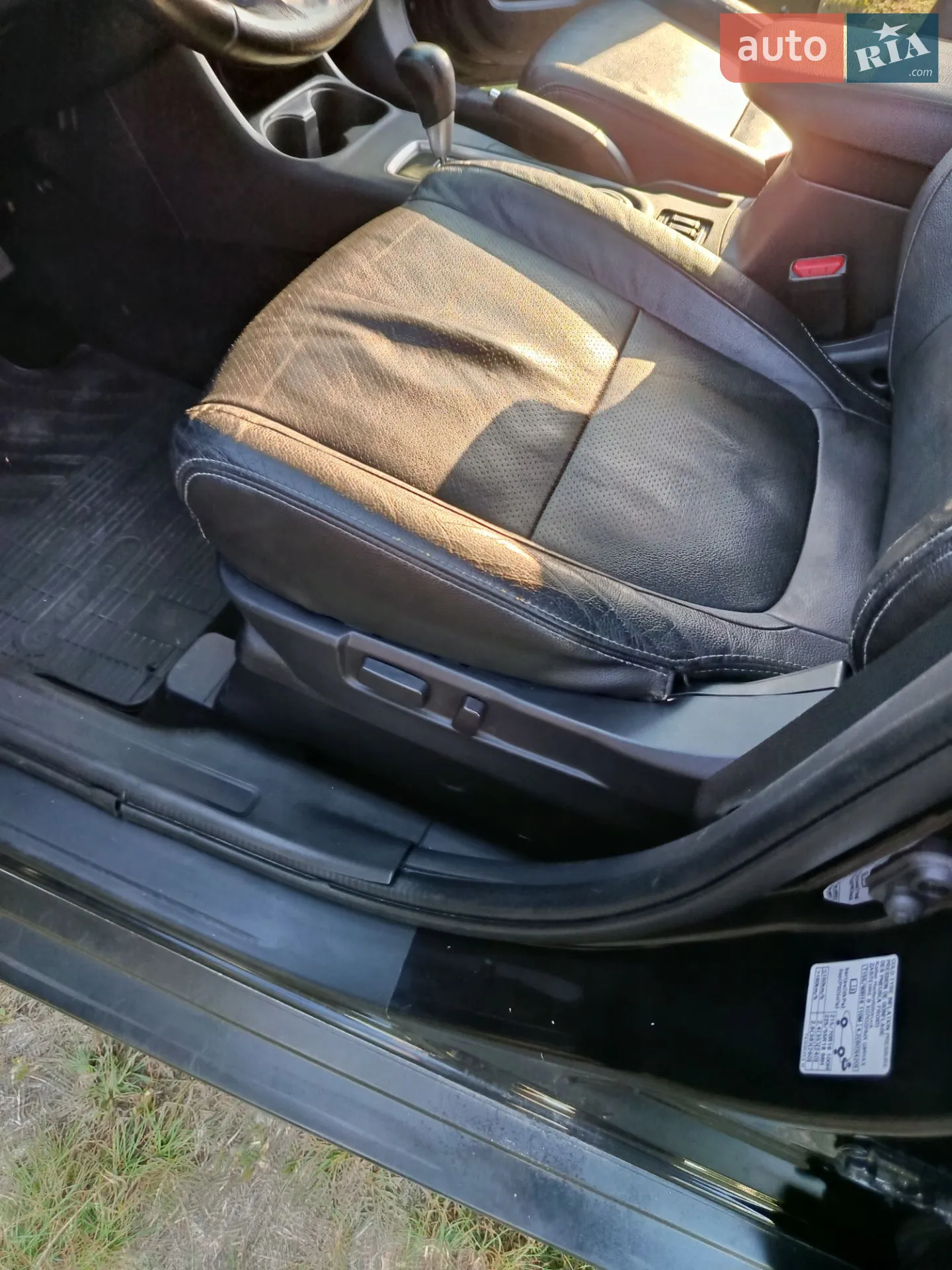 2014 Mitsubishi Outlander - мініатюра 6