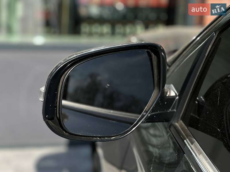 Внедорожник / Кроссовер Mitsubishi Outlander 2012 в Киеве
