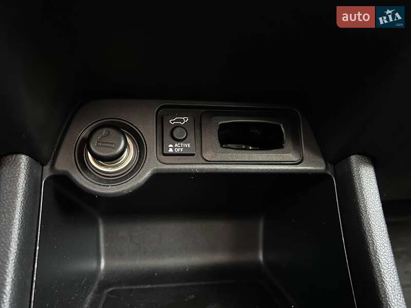 Внедорожник / Кроссовер Mitsubishi Outlander 2012 в Киеве
