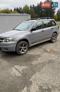 Внедорожник / Кроссовер Mitsubishi Outlander 2006 в 