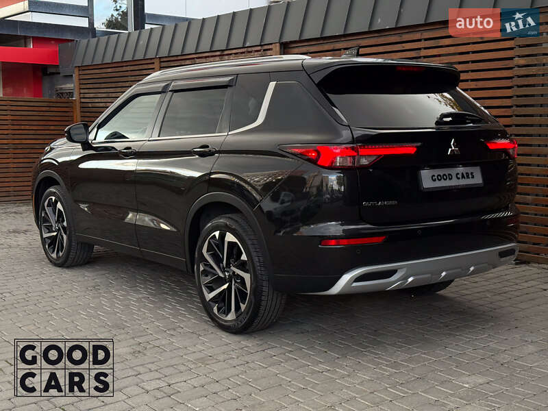 Внедорожник / Кроссовер Mitsubishi Outlander 2022 в Одессе