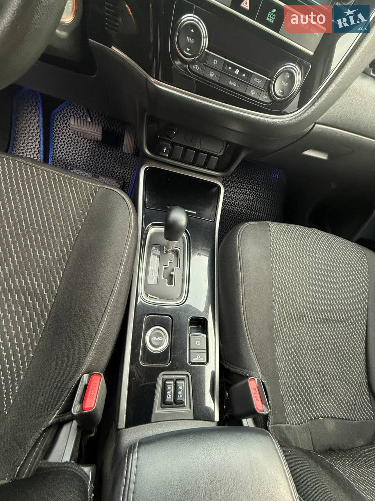 2018 Mitsubishi Outlander - мініатюра 13