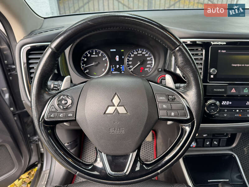 Внедорожник / Кроссовер Mitsubishi Outlander 2017 в Львове фото 25 Внедорожник / Кроссовер Mitsubishi Outlander 2017 в Львове
