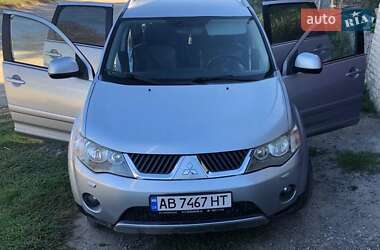 Внедорожник / Кроссовер Mitsubishi Outlander 2008 в 
