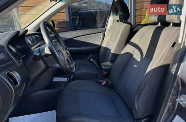 Внедорожник / Кроссовер Mitsubishi Outlander 2008 в 