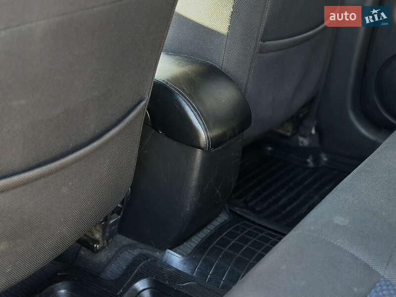 Внедорожник / Кроссовер Mitsubishi Outlander 2008 в Шептицькому