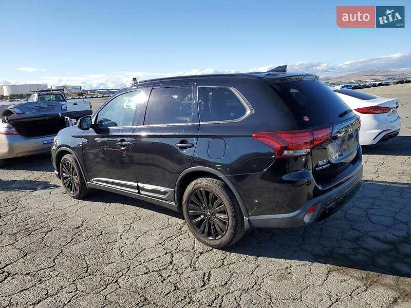 Внедорожник / Кроссовер Mitsubishi Outlander 2019 в Днепре