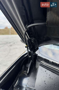Внедорожник / Кроссовер Mitsubishi Outlander 2012 в 
