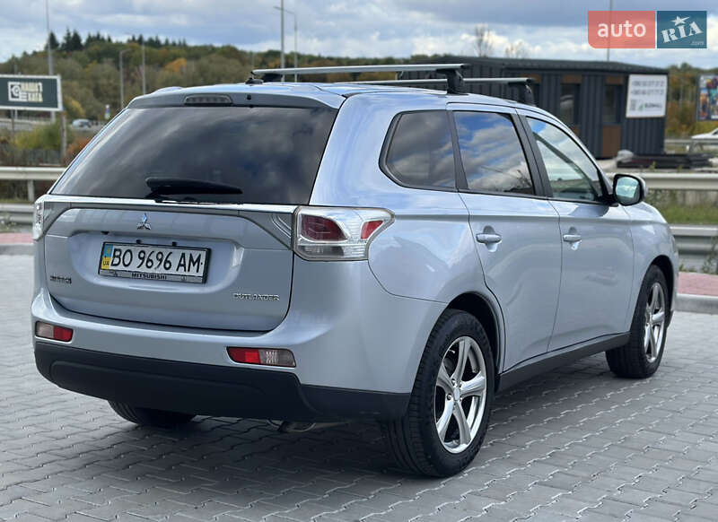 Внедорожник / Кроссовер Mitsubishi Outlander 2013 в Тернополе