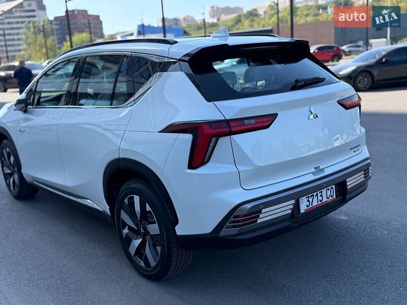 Позашляховик / Кросовер Mitsubishi Outlander 2022 в Дніпрі фото 5 Позашляховик / Кросовер Mitsubishi Outlander 2022 в Дніпрі