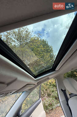 Позашляховик / Кросовер Mitsubishi Outlander 2012 в  фото 32 Позашляховик / Кросовер Mitsubishi Outlander 2012 в
