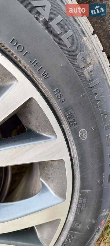 Внедорожник / Кроссовер Mitsubishi Outlander 2017 в Смеле