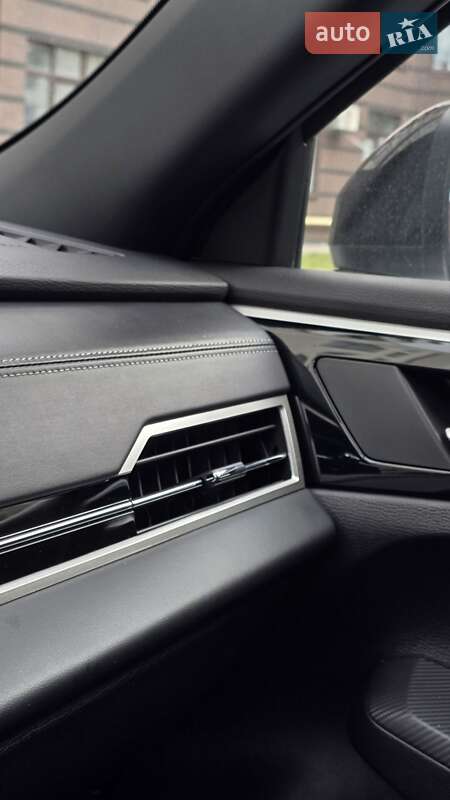 Внедорожник / Кроссовер Mitsubishi Outlander 2022 в Киеве