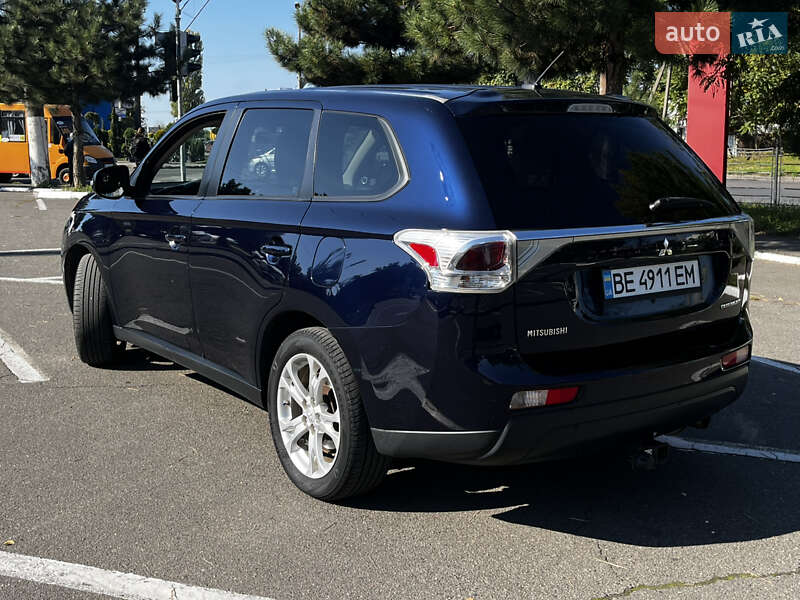 Внедорожник / Кроссовер Mitsubishi Outlander 2013 в Одессе фото 5 Внедорожник / Кроссовер Mitsubishi Outlander 2013 в Одессе