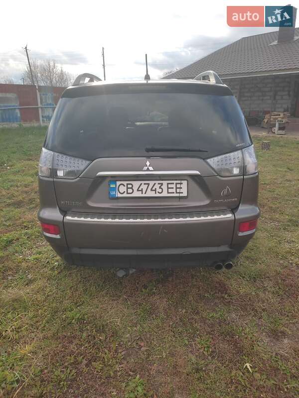 Позашляховик / Кросовер Mitsubishi Outlander 2010 в Чернігові фото 5 Позашляховик / Кросовер Mitsubishi Outlander 2010 в Чернігові
