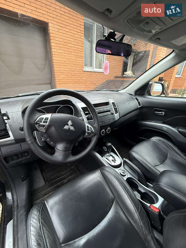Позашляховик / Кросовер Mitsubishi Outlander 2008 в Борисполі фото 4 Позашляховик / Кросовер Mitsubishi Outlander 2008 в Борисполі