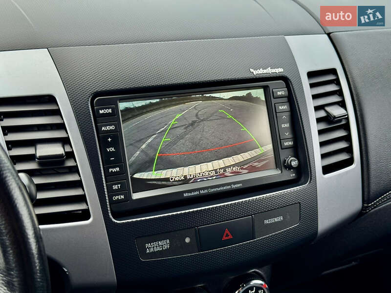 Внедорожник / Кроссовер Mitsubishi Outlander 2012 в Полтаве