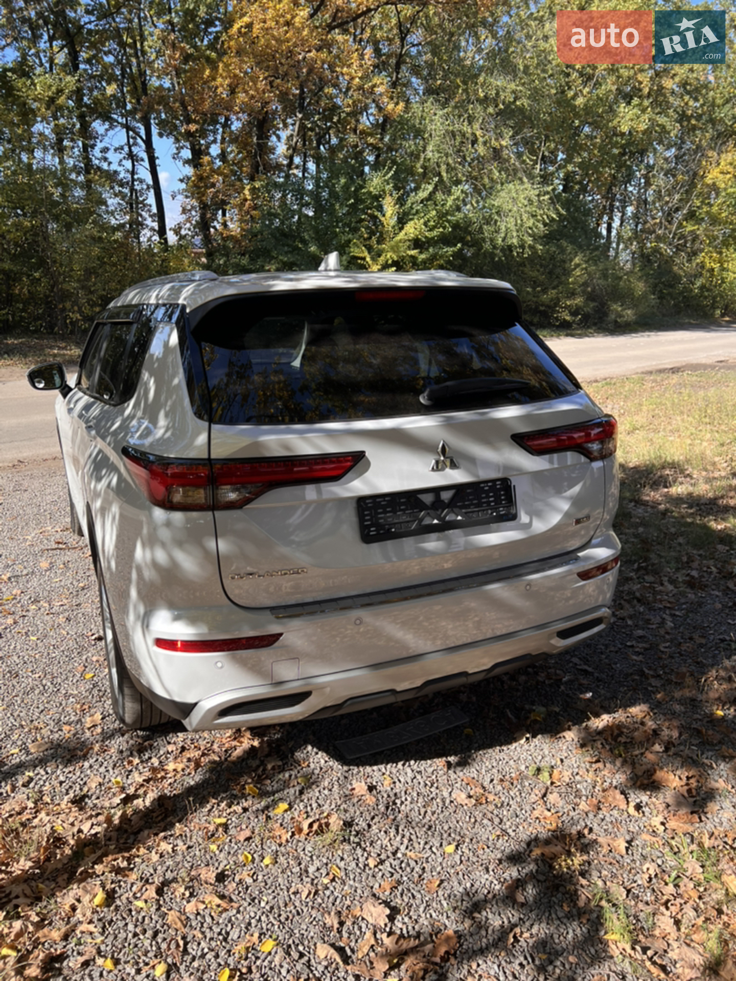 2022 Mitsubishi Outlander - мініатюра 8