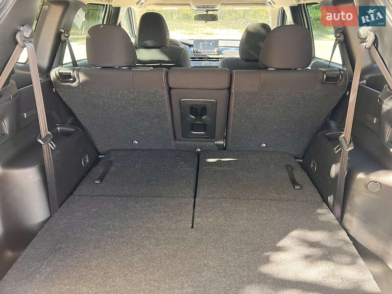 Позашляховик / Кросовер Mitsubishi Outlander 2022 в Умані