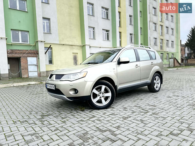 Внедорожник / Кроссовер Mitsubishi Outlander 2007 в Ромнах фото 7 Внедорожник / Кроссовер Mitsubishi Outlander 2007 в Ромнах