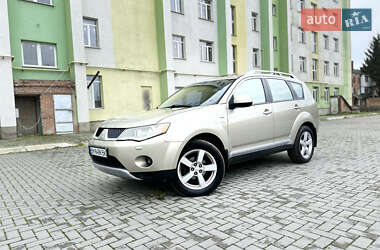 Позашляховик / Кросовер Mitsubishi Outlander 2007 в  фото 7 Позашляховик / Кросовер Mitsubishi Outlander 2007 в