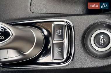 Позашляховик / Кросовер Mitsubishi Outlander 2014 в  фото 34 Позашляховик / Кросовер Mitsubishi Outlander 2014 в