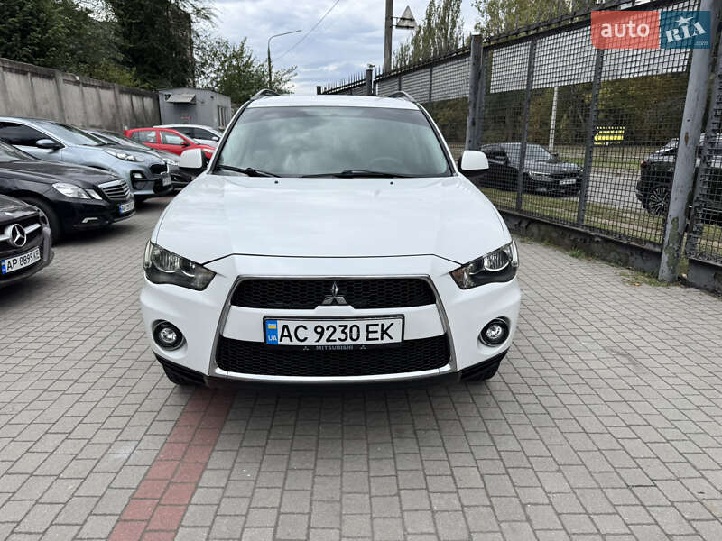 Позашляховик / Кросовер Mitsubishi Outlander 2010 в Запоріжжі