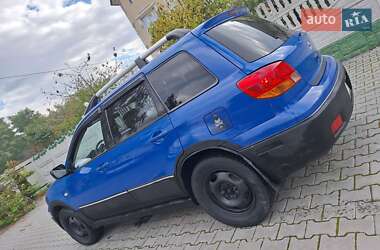 Внедорожник / Кроссовер Mitsubishi Outlander 2003 в 