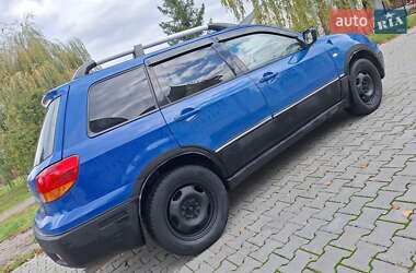 Внедорожник / Кроссовер Mitsubishi Outlander 2003 в 