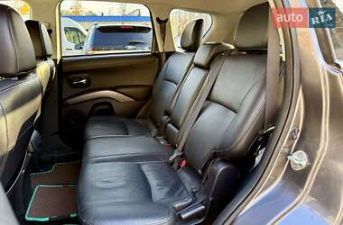 Внедорожник / Кроссовер Mitsubishi Outlander 2010 в 