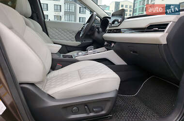 Внедорожник / Кроссовер Mitsubishi Outlander 2022 в 