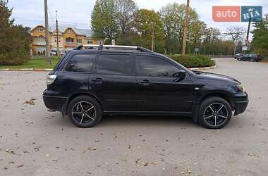Позашляховик / Кросовер Mitsubishi Outlander 2004 в 