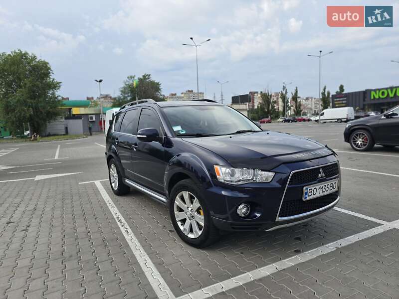 Внедорожник / Кроссовер Mitsubishi Outlander 2012 в Киеве фото 6 Внедорожник / Кроссовер Mitsubishi Outlander 2012 в Киеве