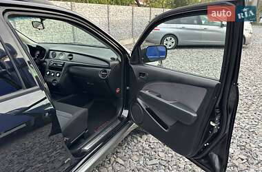 Позашляховик / Кросовер Mitsubishi Outlander 2008 в 