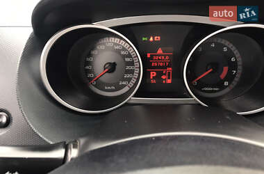 Внедорожник / Кроссовер Mitsubishi Outlander 2007 в 