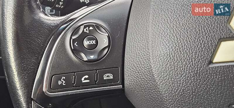 Внедорожник / Кроссовер Mitsubishi Outlander 2015 в Киеве фото 15 Внедорожник / Кроссовер Mitsubishi Outlander 2015 в Киеве
