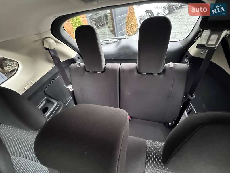 Внедорожник / Кроссовер Mitsubishi Outlander 2018 в Ровно фото 24 Внедорожник / Кроссовер Mitsubishi Outlander 2018 в Ровно
