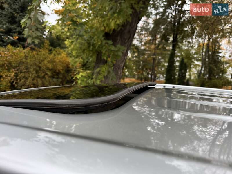 Позашляховик / Кросовер Mitsubishi Outlander 2018 в Києві