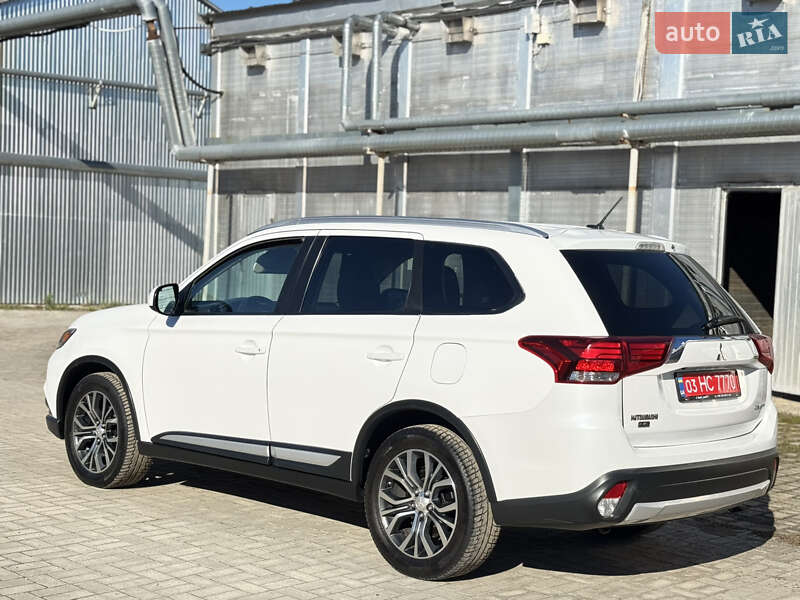 Внедорожник / Кроссовер Mitsubishi Outlander 2016 в Ковеле фото 7 Внедорожник / Кроссовер Mitsubishi Outlander 2016 в Ковеле